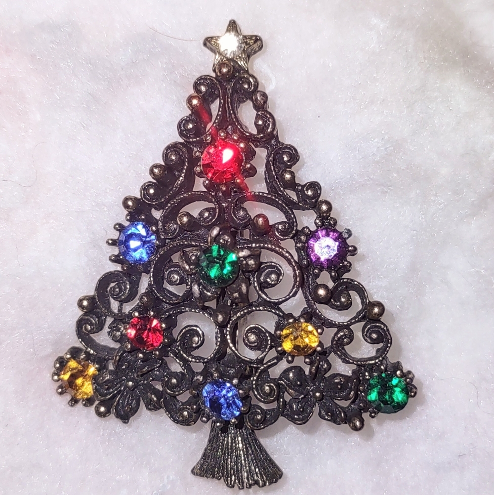 Vintage Bronze Christmas Tree Brooch Multi-color Rhinestones JJ Jonette